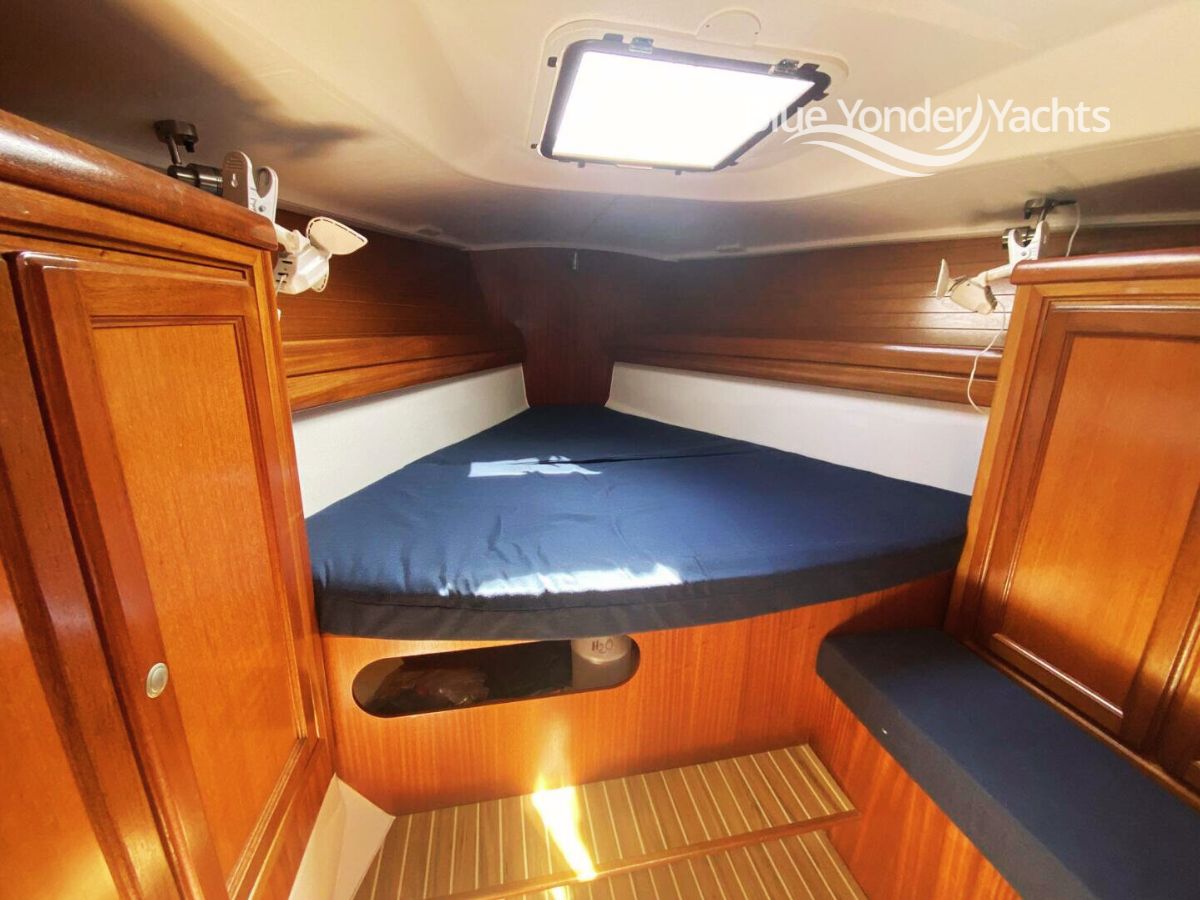 Blue Moon - Image 15