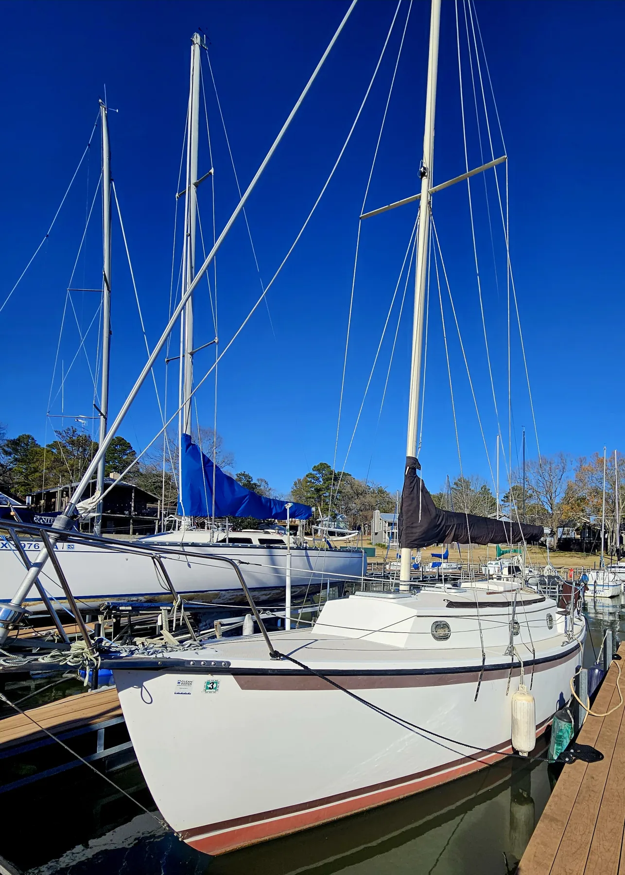 Com-Pac 27/2 - Image 9